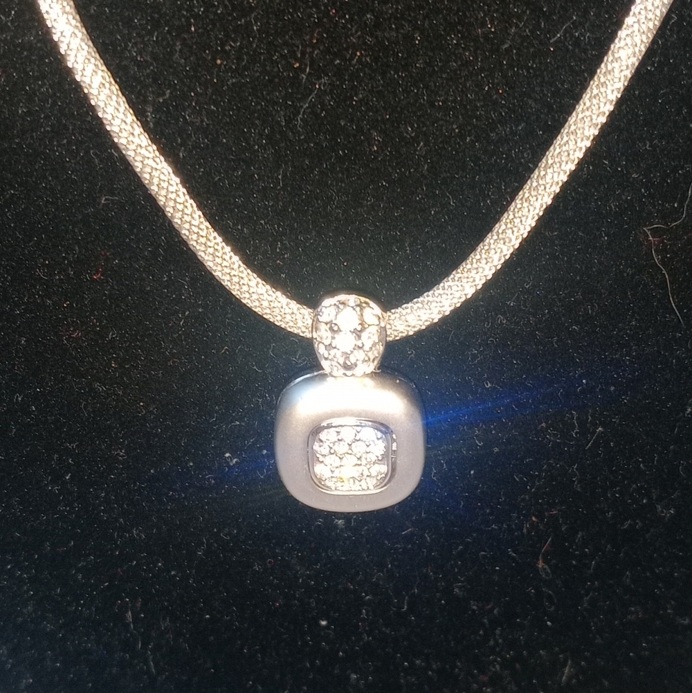 Swarovski Silver Mesh Necklace w/ Pave Crystal Cushion Pendant  Swan Logo  16–18 - Picture 3 of 8